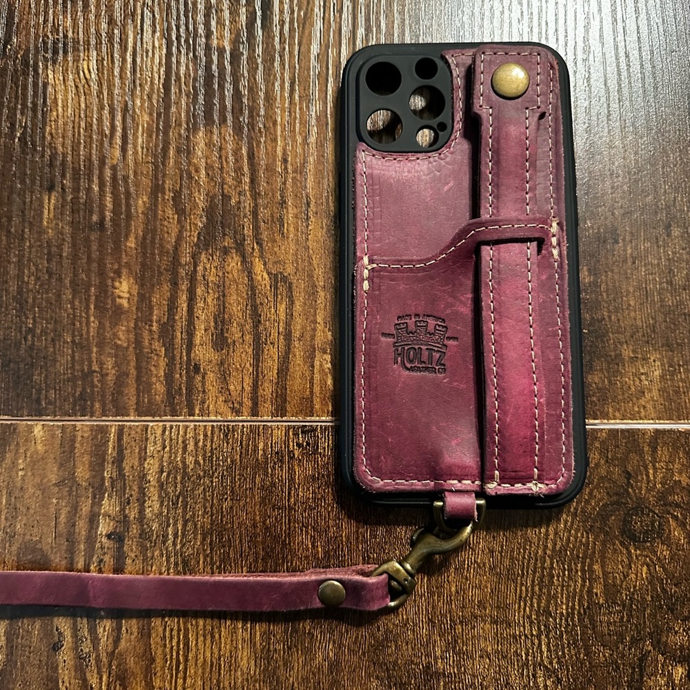 Holtz The Switch 4-in-1 Leather iPhone Case PLUM